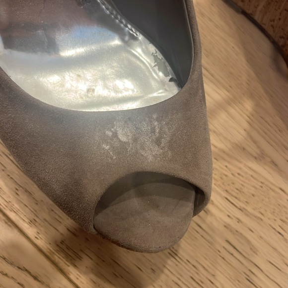 Gucci suede wedge heel, size 40 - Picture 4 of 6